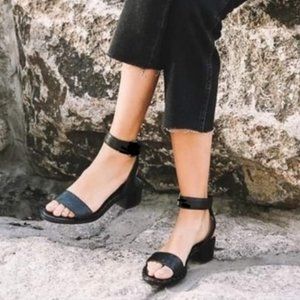 $349 Frye Brielle Black Leather Luxury Minimalist Ankle Sandal ZIp Up Block Heel